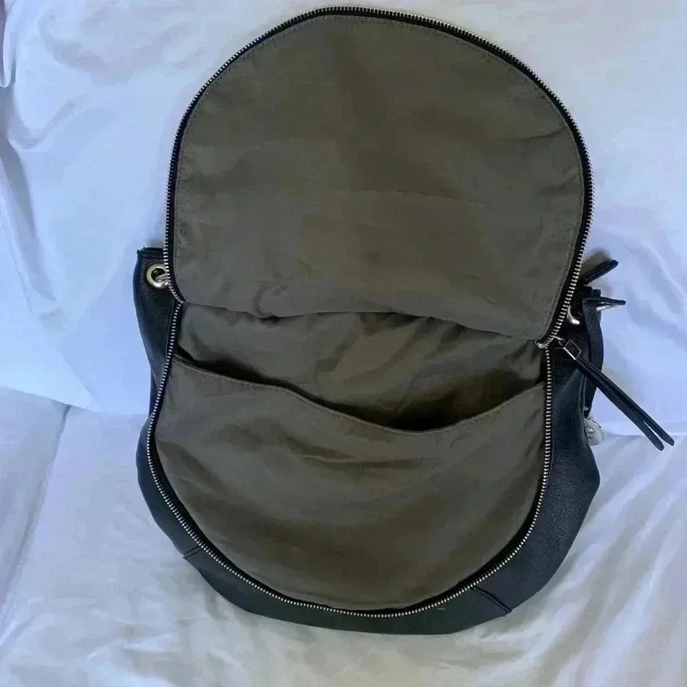 Simon Chang Satchel Bag, black, one large inner pocket, one large outer pocket - Picture 3 of 15